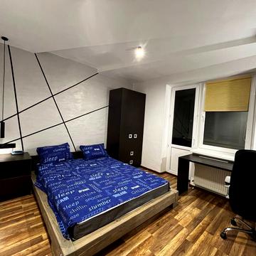 Богдана Хмельницького вул., 51е