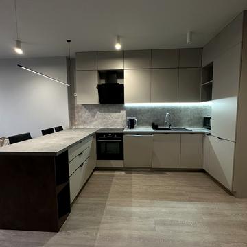 Берестейський просп. (Перемоги), 5-В