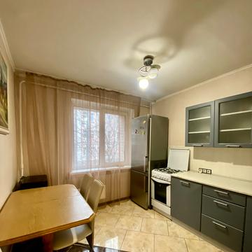 Кирилівська вул. (Фрунзе), 30/5