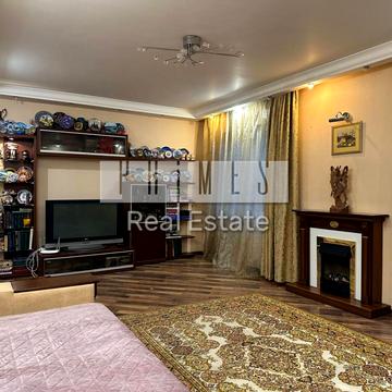 Машинобудівна вул., 21