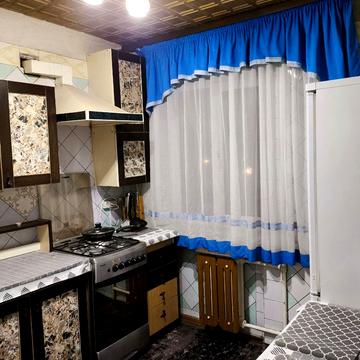 Бригади Хартія вул., 10