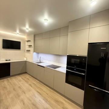 Львівська вул., 15