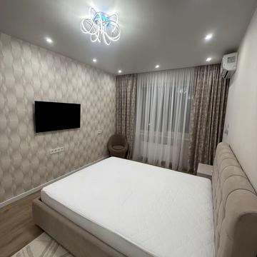 Львівська вул., 15