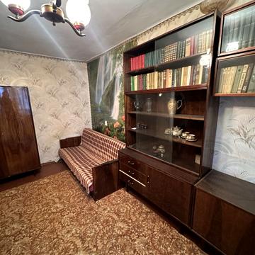 Варненська вул., 16/2