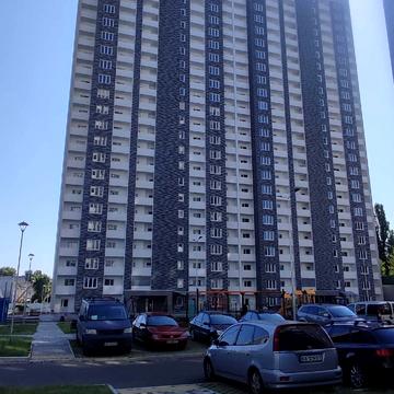 Коноплянська вул., (Будинок 3)