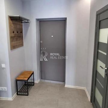 Причальна вул., 14