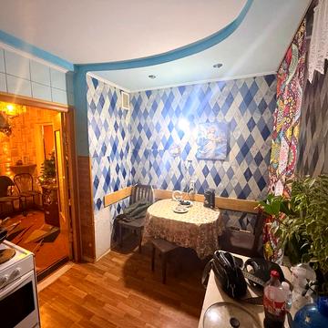 Миропільська вул., 37