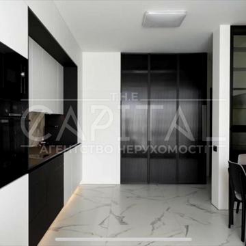 Джона Маккейна вул. (Івана Кудрі), 1