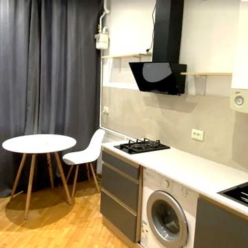 Соборна вул., 348а