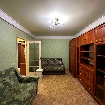 Михайла Грушевського вул., 16