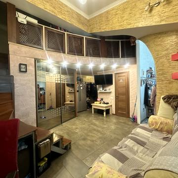 Новоселів вул., 1