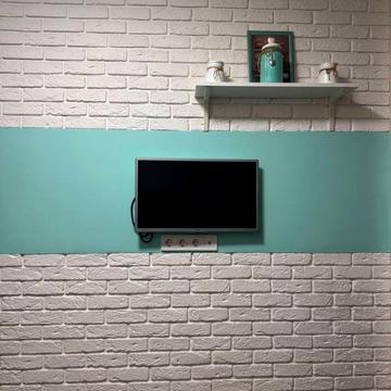 Практична вул., 4