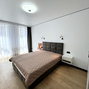 Новознесенська вул., (ЖК Новий форт (будинок 3))