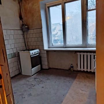 Тіниста вул., 10