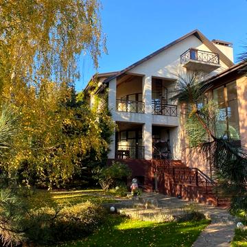 Єреванська вул.