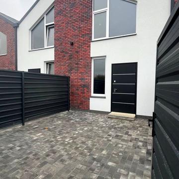 Богатирська вул.