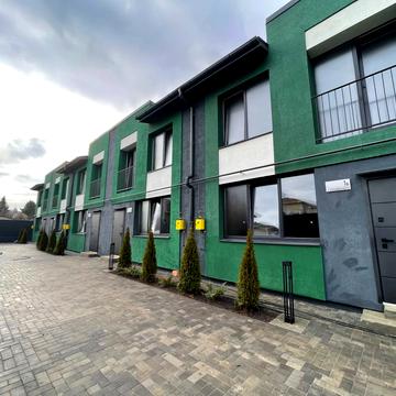 Інститутська вул.