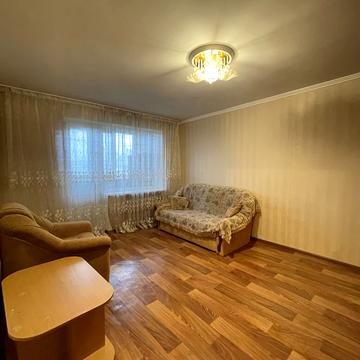 Ореста Левицького вул. (Академіка Курчатова), 11/32