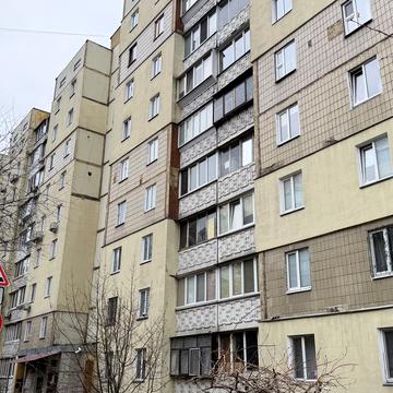 Квітневий пров., 3