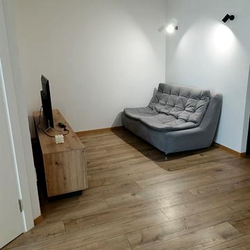 Ревуцького вул., 40-Б