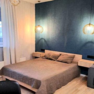 Чубинського вул., 8-Б