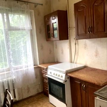 Академіка Корольова вул., 64б