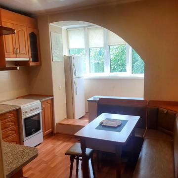 Науки просп. (Леніна), 21а