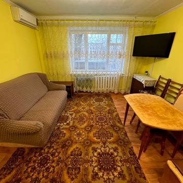 Краснопільська вул., 6