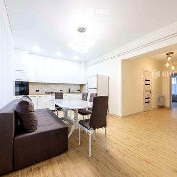 Аскольдівська вул., 25