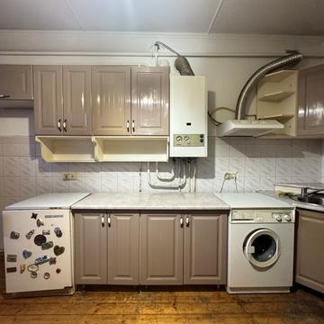 Тисменицька вул., 220