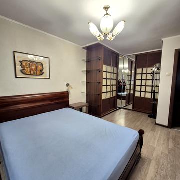 Миколи Василенка вул., 13