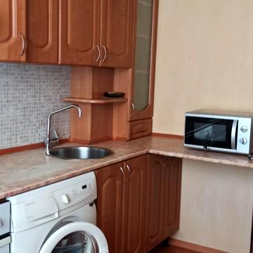 Володимира Івасюка просп. (Героїв Сталінграду), 42