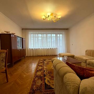 Матейки вул., 6