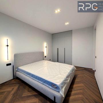 Вавилових вул., 11