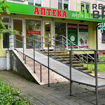 15 Квітня вул., 1