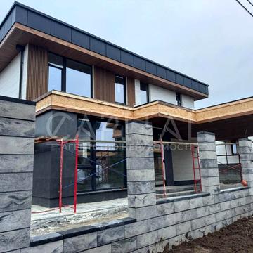 Квітнева вул.