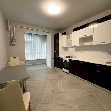 Максима Залізняка вул., 1в