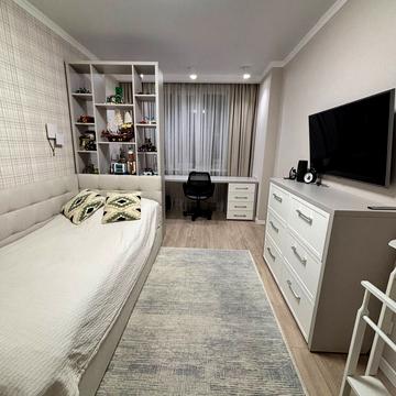 Яблунева вул., 15