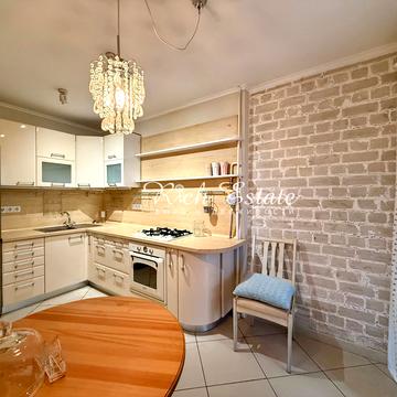 Валерія Лобановського просп., 130