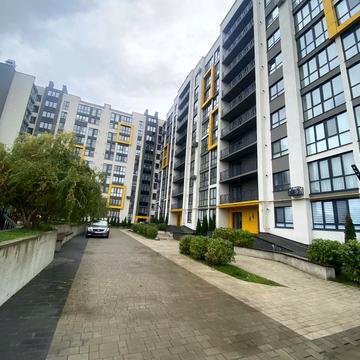 Героїв Крут вул. (Комунарів), 4/1б