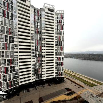 Микільсько-Слобідська вул., (Будинок 28)