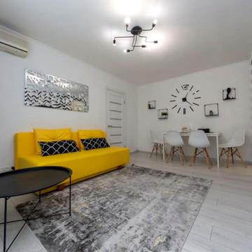 Лесі Українки бульв., 12