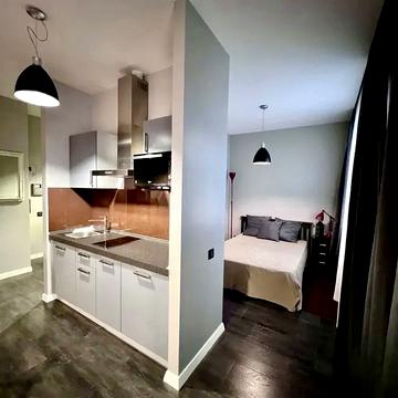 Велика Васильківська вул. (Червоноармійська), 58