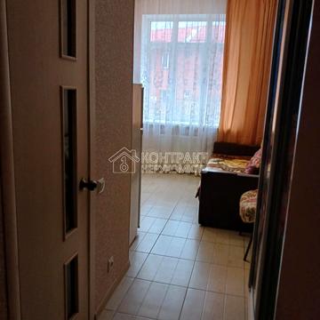 Богдана Хмельницького вул., 12А