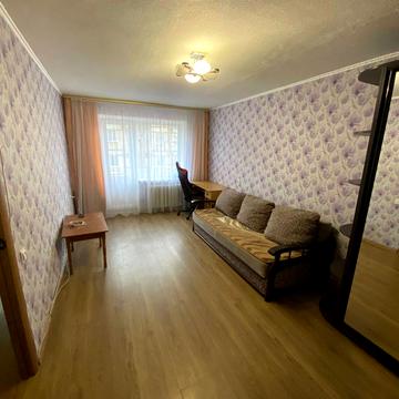 Ірпінська вул. (Абхазька), 6