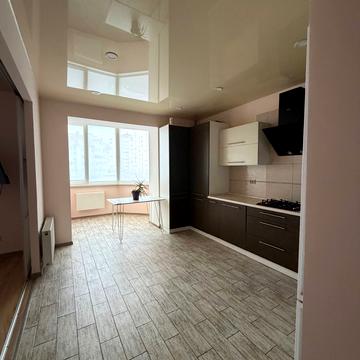 Лесі Українки бульв., 10-Б