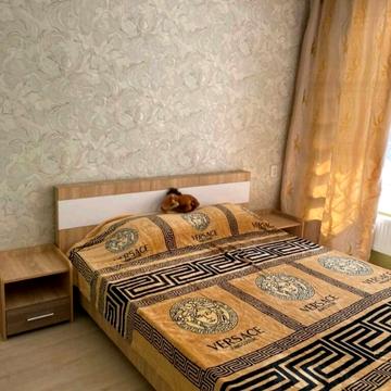 Манежна вул., 28