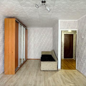 Олександра Махова вул. (Жолудєва), 3