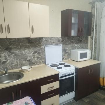 Юрія Кондратюка вул. (Комунарівська), 24