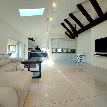 Джерельна вул., 81